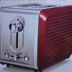 Toaster New in Box by Bella Fancy Red Dots 2 slice